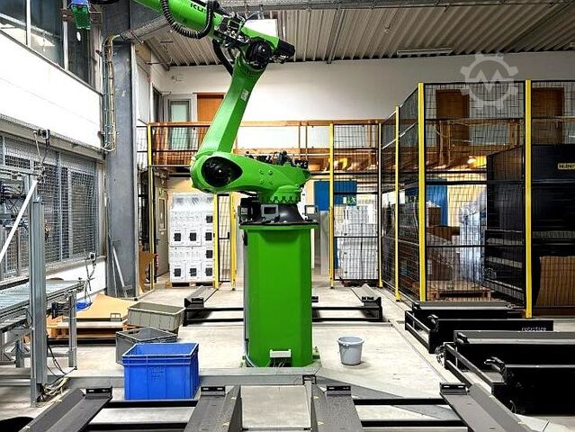 Industrial robot KUKA KR 129 R3900 - 2K