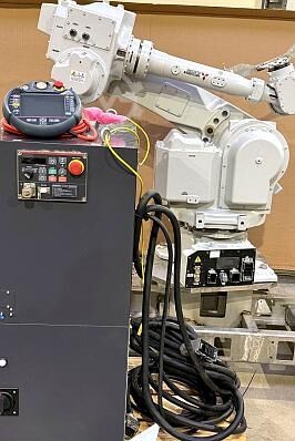 Industrial robot Mitsubishi RV 70FM D1-S15