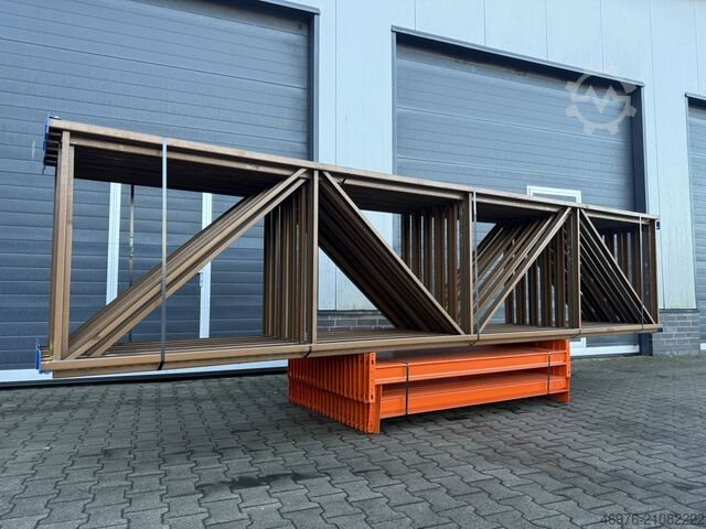 High-bay warehouse pallet racking system Alser NS Regallänge: 11,72 lfm.