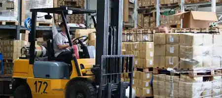 forklifts & industrial trucks